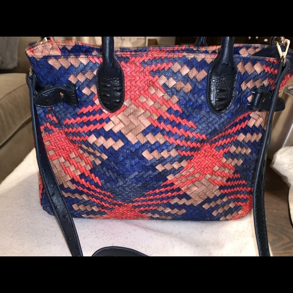 Est. 1946 Handbag - Picture 2 of 6
